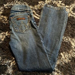 woman’s wrangler jeans